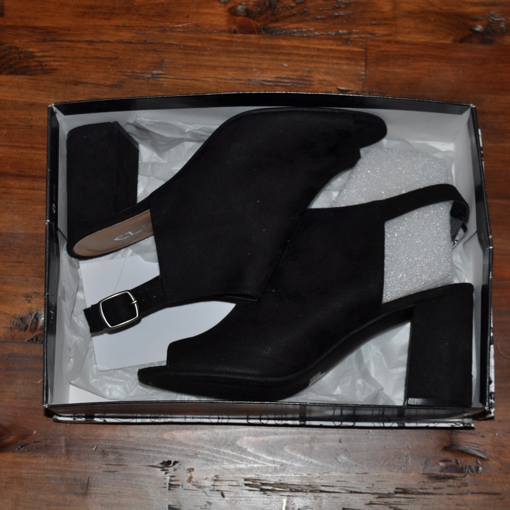 NEW Black Bestie Chunky Heel Faux Suede Bootie NIB - Picture 4 of 7